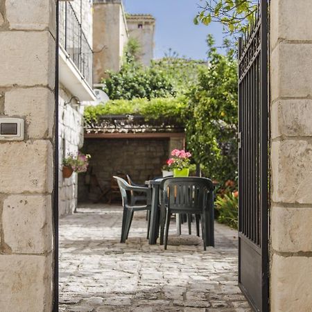 B&B Il Giardino Dei Mandarini モーディカ エクステリア 写真